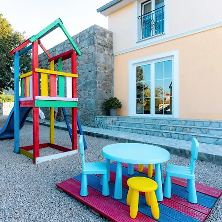 Villa Sky With Pool Vrh (Krk)