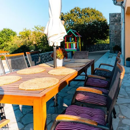 Sky With Pool Villa Vrh (Krk)