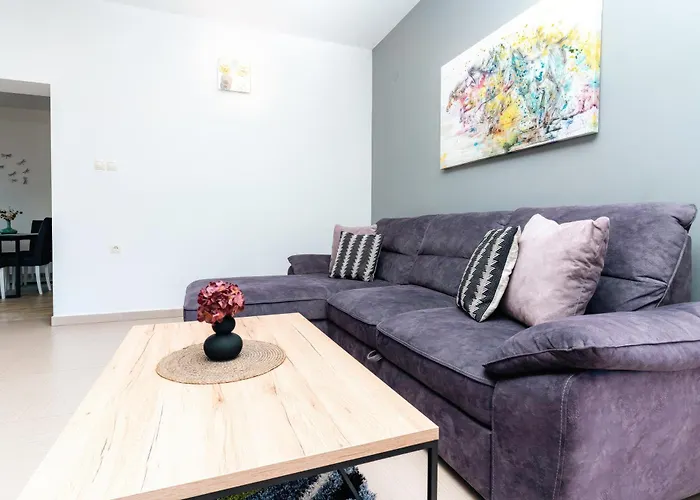 Villa Sky With Pool *