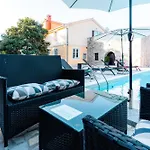Sky With Pool Vila Vrh (Krk)