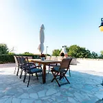 Vila Sky With Pool