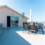 Sky With Pool Vila Vrh (Krk)