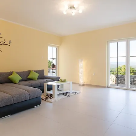 Sky With Pool Villa Vrh (Krk)