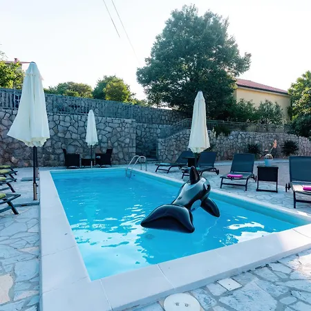 Sky With Pool Vilă Vrh (Krk)