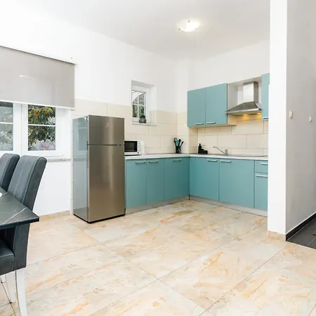 Willa Sky With Pool *