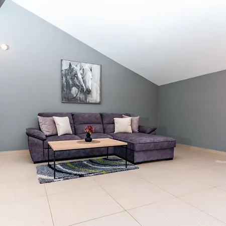 Willa Sky With Pool *