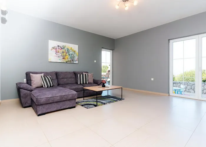 Sky With Pool Βίλα Vrh (Krk)