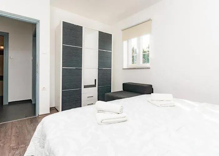 Sky With Pool Βίλα *